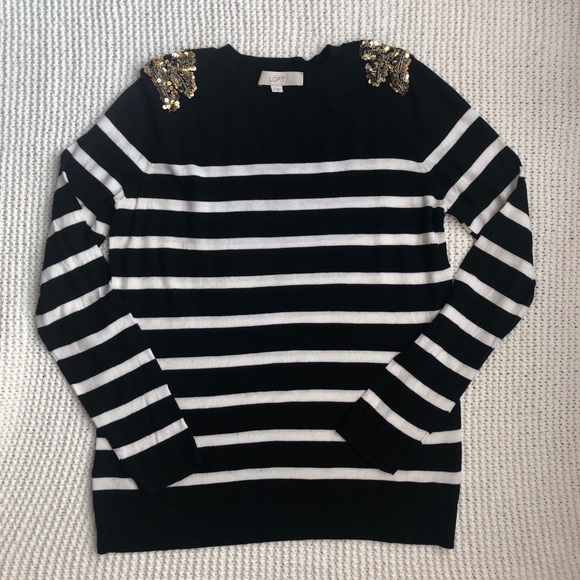 LOFT Sweaters - Like New Loft Sweater w/ Embellished Shoulder LOFT Sweaters - Like New Loft Sweater w/ Embellished Shoulder